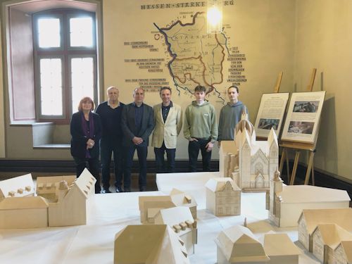 Ausstellungseröffnung Hepprum in kloa web